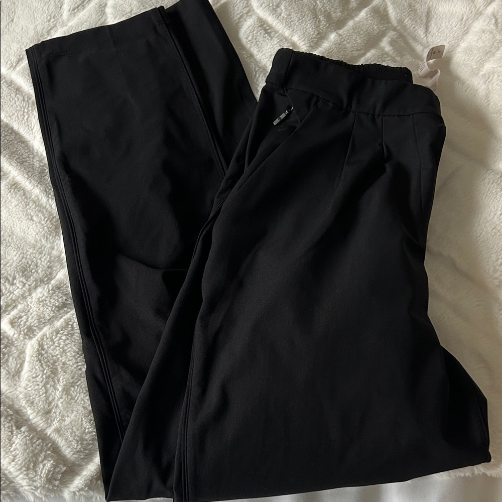 Women’s Lululemon Black Pants